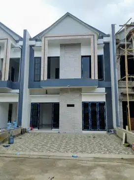 Rumah siap huni DP suka suka di bambu apus jaktim