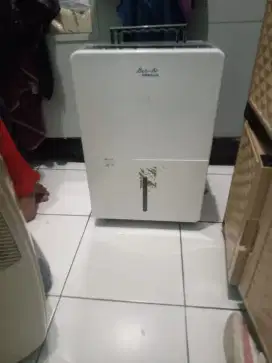 Dehumi difier filter