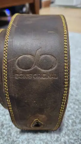 Dons Guitar Leather Strap
