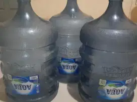 Aqua galon kosong