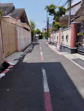 Rumah Terawat di Jl. Kauman, Palebon, Pedurungan