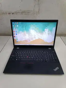 Lenovo T590, Core i7 gen 8, Ram 8Gb, SSD 512gb, layar 15 inch fhd