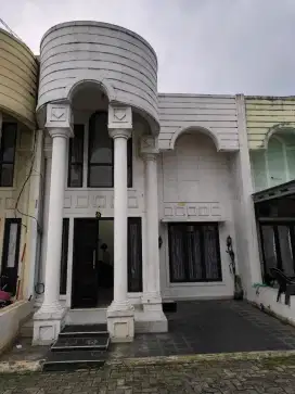 Rumah manis untuk keluarga baru