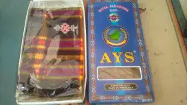 Sarung  tenun samarinda