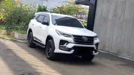 [ LOW KM 6RB ] Toyota Fortuner VRZ GR Sport 2.8 AT Putih 2024/2025