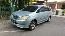 Toyota Kijang Innova 2005 Bensin
