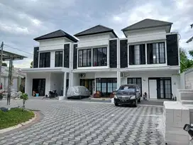 Rumah 2lantai desain istimewa spek mewah,konsep semi cluster