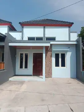 Rumah desain minimalis modern,harga murah,konsep semi cluster