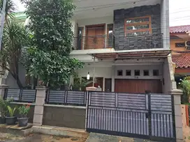 Dijual rumah siap huni di pulo asem jakarta timur