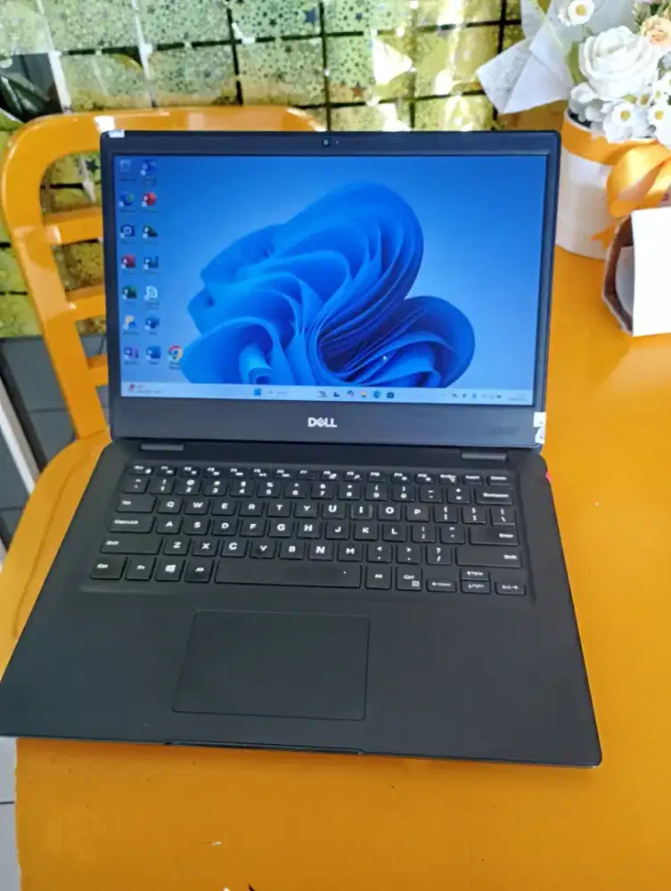 Dell 3400 i5 gen 8 Windows 11