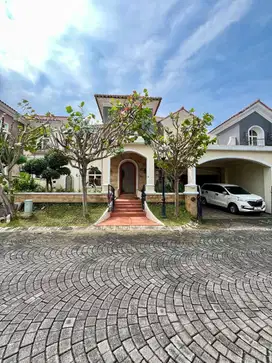 BU CEPAT! CASA GRANDE MAGUWO Siap Huni Bersih Terawat  Luas Tanah 300m