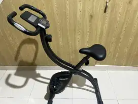 Sepeda statis lipat kinetic ace hardware