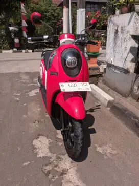 Jual Scoopy tahun 2015