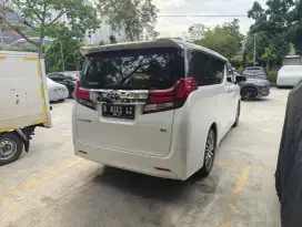 Alphard 2017 pemilik pribadi rutin servis resmi