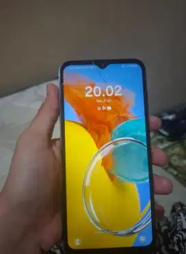 M31 minus speaker kresek dan lcd/layar seperti di foyo