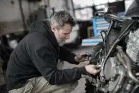 Loker Mekanik Motor