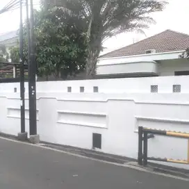 Rumah dijual di Cipete Kebayoran Baru belakang Citos halaman luas