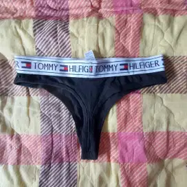 Underwear kondisi seperti baru