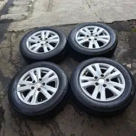 Ertiga velg dan ban ring 15 ertiga cocok buat gran max apv mega cary