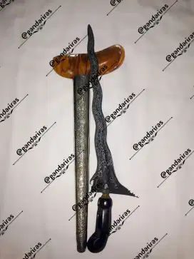 KERIS CARANG SOKA