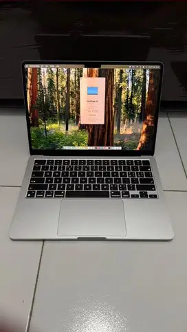 MACBOOK AIR 13 INCH M2 2022 8/256
