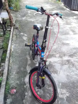 Sepeda lipat merk element