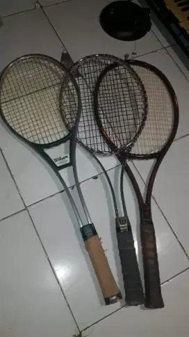Jual koleksi raket tenis merk Wilson masih mulus