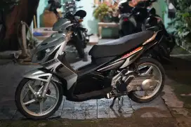 Yamaha nouvo z 2005