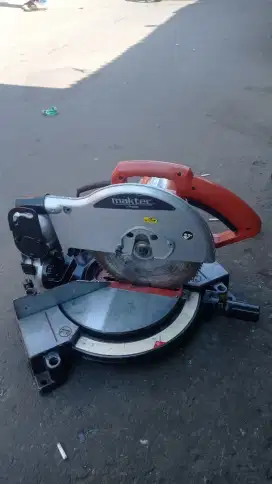 Mesin Potong Alumunium MAKTEC MT230 10 inch Minus ga ada mika Second