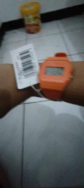 Casio f91 orange lengkap minus lecet pemakaian