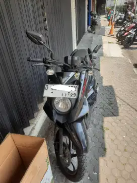 Xride 115 cc hitam