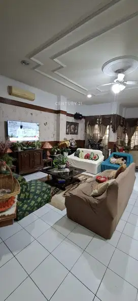Rumah 2 Lantai Luas 500 Meter Siap Huni Taman Holis Indah