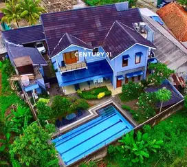 Dijual Rumah Mewah Siap Huni Dengan Kolam Renang Di Bintaro
