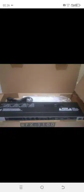 Efek vocal zoom rfx 1100