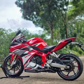 HONDA CBR 250RR ABS 2017 RED RACING KM 18K PAJAK PANJANG SIAP GAS