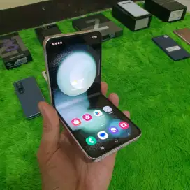 SAMSUNG GALAXY Z FLIP 5 SEIN 5G 8/256 GB MULUS NO MINUS