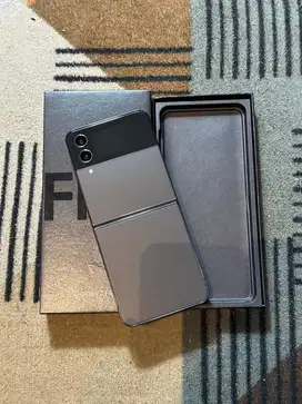 Samsung z flip 4