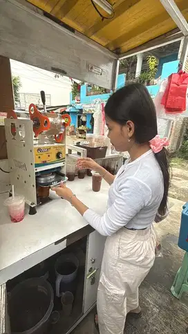 DICARI KARYAWAN ES TEH SOLO