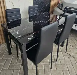 Meja makan minimalis anti panas, anti gores, kaki besj