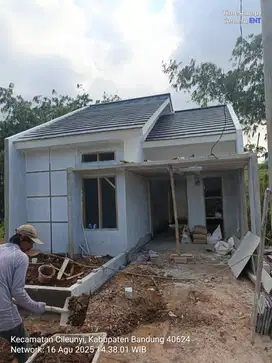Rumah minimalis elegant on progres