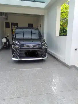 Toyota Voxy 2022 Bensin