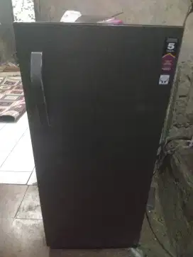 Kulkas Polytron 1 pintu
