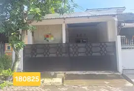 RUMAH  DI PERUMAHAN PLAMONGAN INDAH PEDURUNGAN SEMARANG 1808