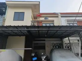 Dijual rumah dua lantai full furnished