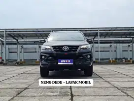 Toyota Fortuner 2.4 VRZ TRD AT 2019 (Kick Sensor)