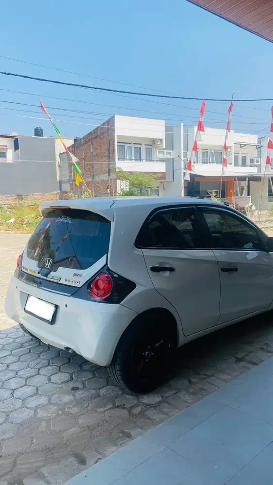 Honda Brio 2012 Putih Matic