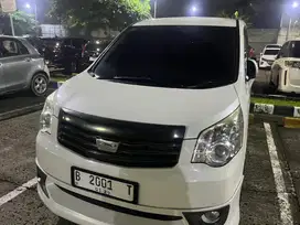 TOYOTA NAV1 Putih Type V