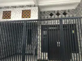 Di Jual Rumah 2 Lantai