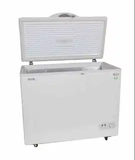 FREEZER BOX 220 LITER