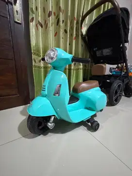 Motoran anak vespa PMB